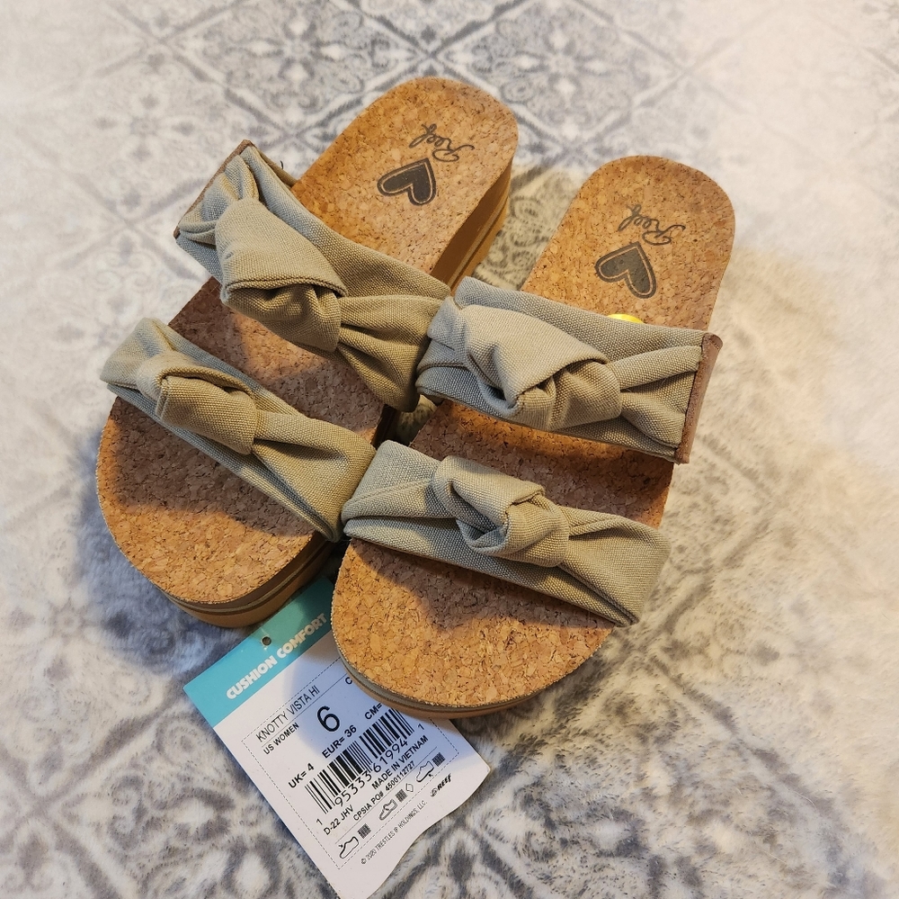 Reef sandals